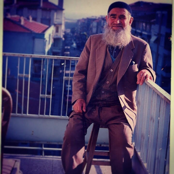 DOĞDUĞU GÜNLERİ VE ÇOCUKLUĞU