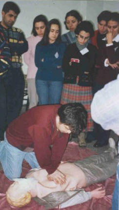 2001 İLK YARDIM ACİL KURSU 