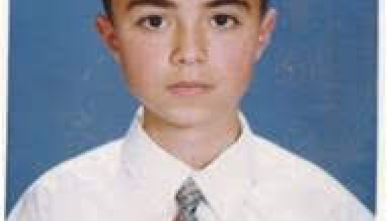 DOĞDUĞU GÜNLERİ VE ÇOCUKLUĞU